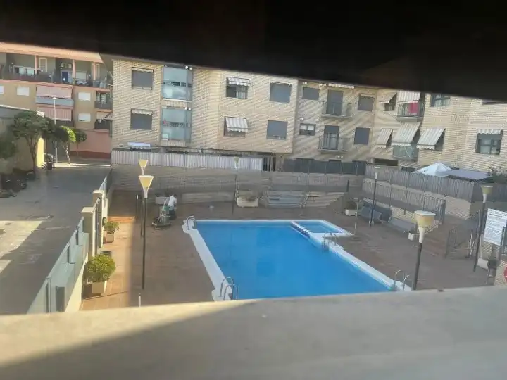 Swimming pool of Flat for rent in Silla  with Air Conditioner, Heating and Furnished