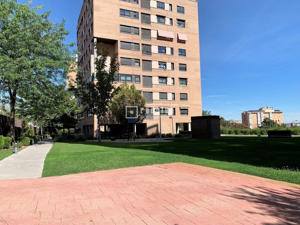 Exterior view of Flat for sale in  Madrid Capital  with Air Conditioner, Heating and Storage room
