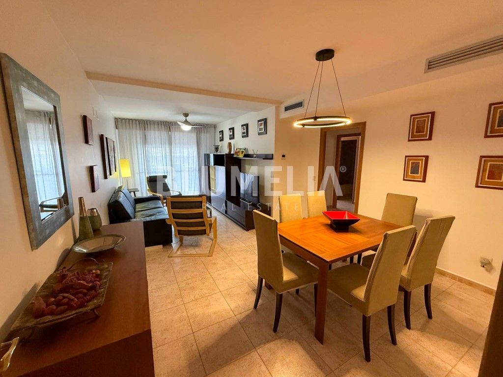 Vista exterior de Apartament de lloguer en Dénia amb Aire condicionat, Calefacció i Jardí privat