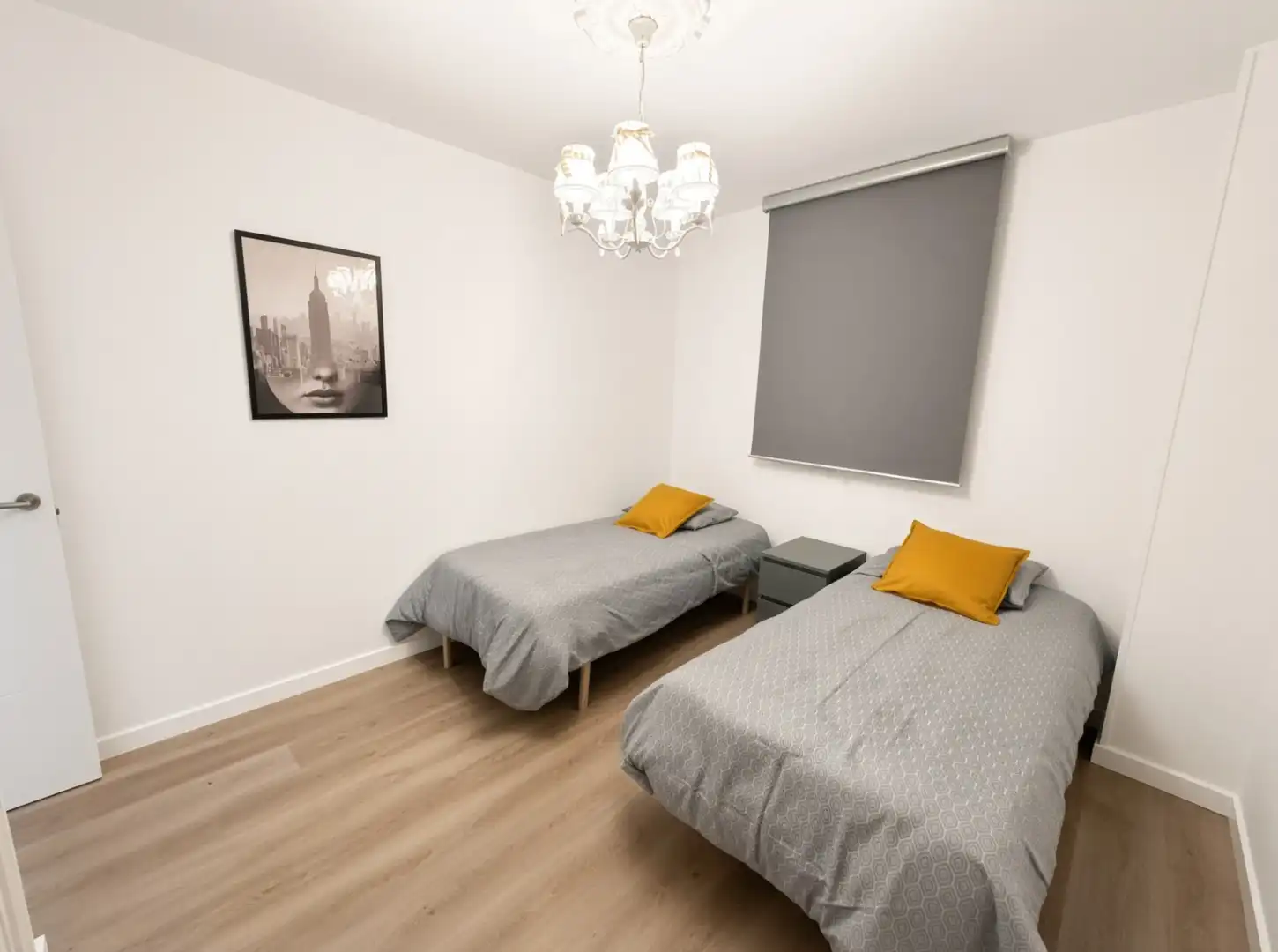 Dormitori de Apartament en venda en Marbella amb Aire condicionat, Terrassa i Piscina