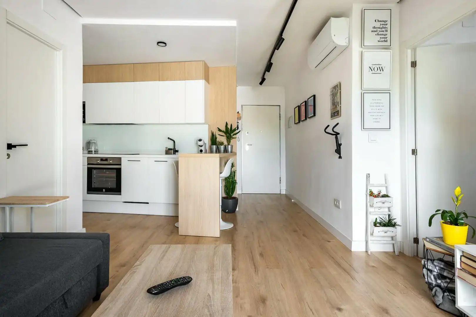 Cocina de Piso de alquiler en Sevilla con Aire acondicionado, Calefacción y Amueblado
