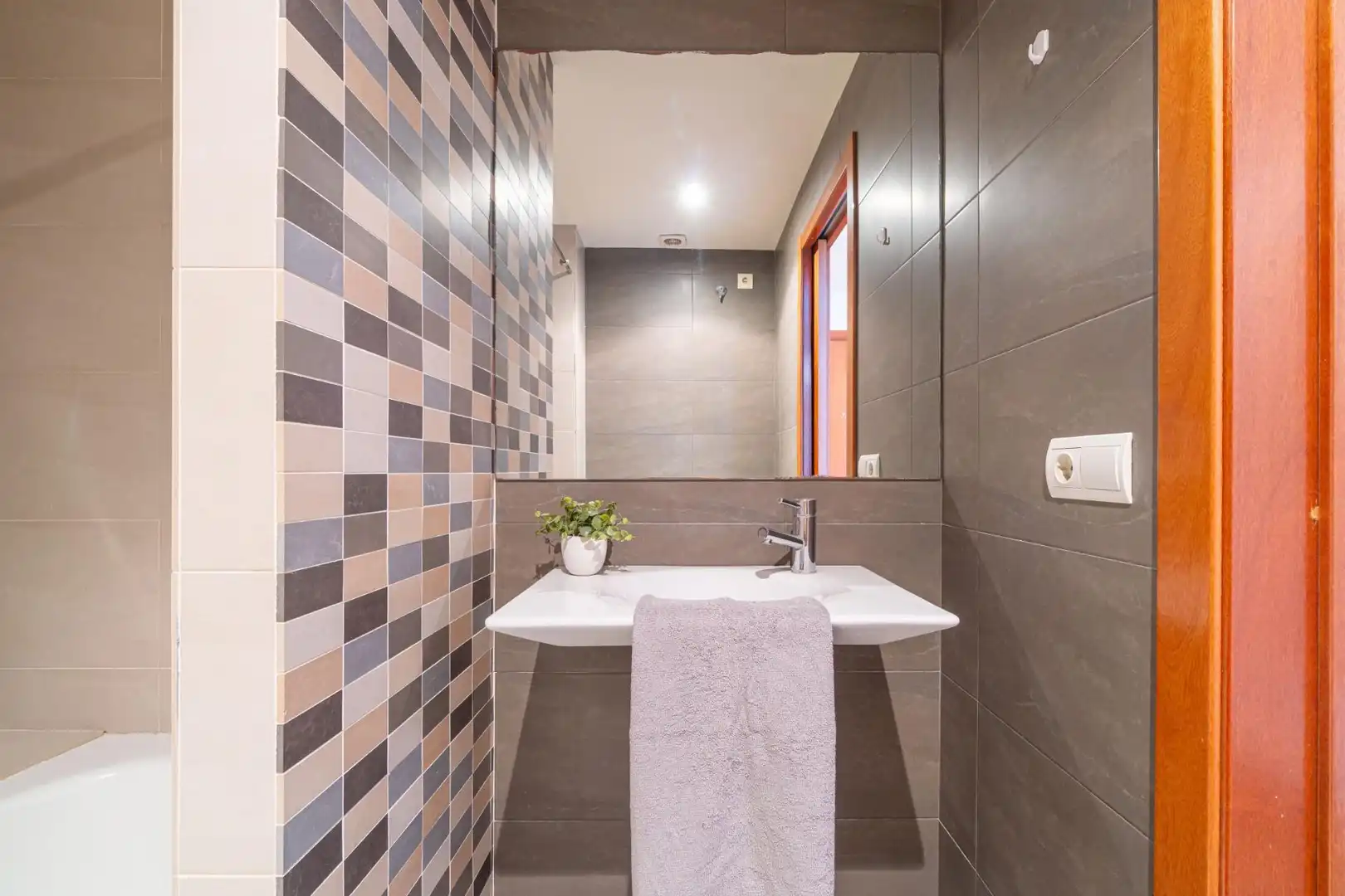 Mini appartamento con terrazza in vendita a Muga - Gran Reserva - Badia, imagen 21