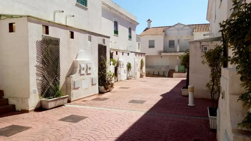 Casa adosada de alquiler en El Portil