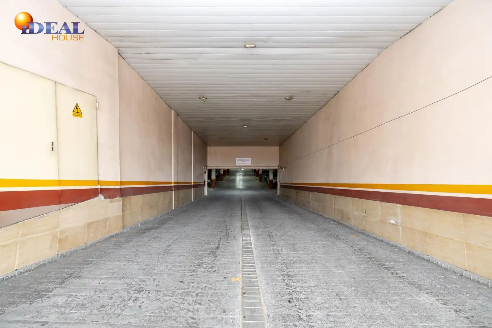 Aparcament en venda a Calle de Juan de Ávila Segovia 1, imagen 11