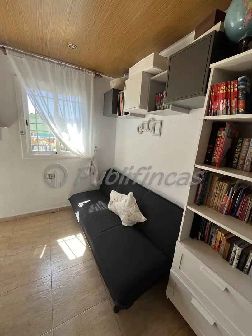 Einfamilien-Reihenhaus zum Verkauf in Carrer de la Pau, Llefià