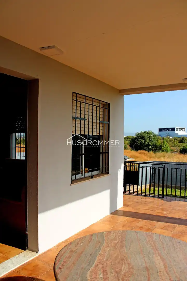 Terrassa de Casa o xalet en venda en Vila-real amb Terrassa i Piscina