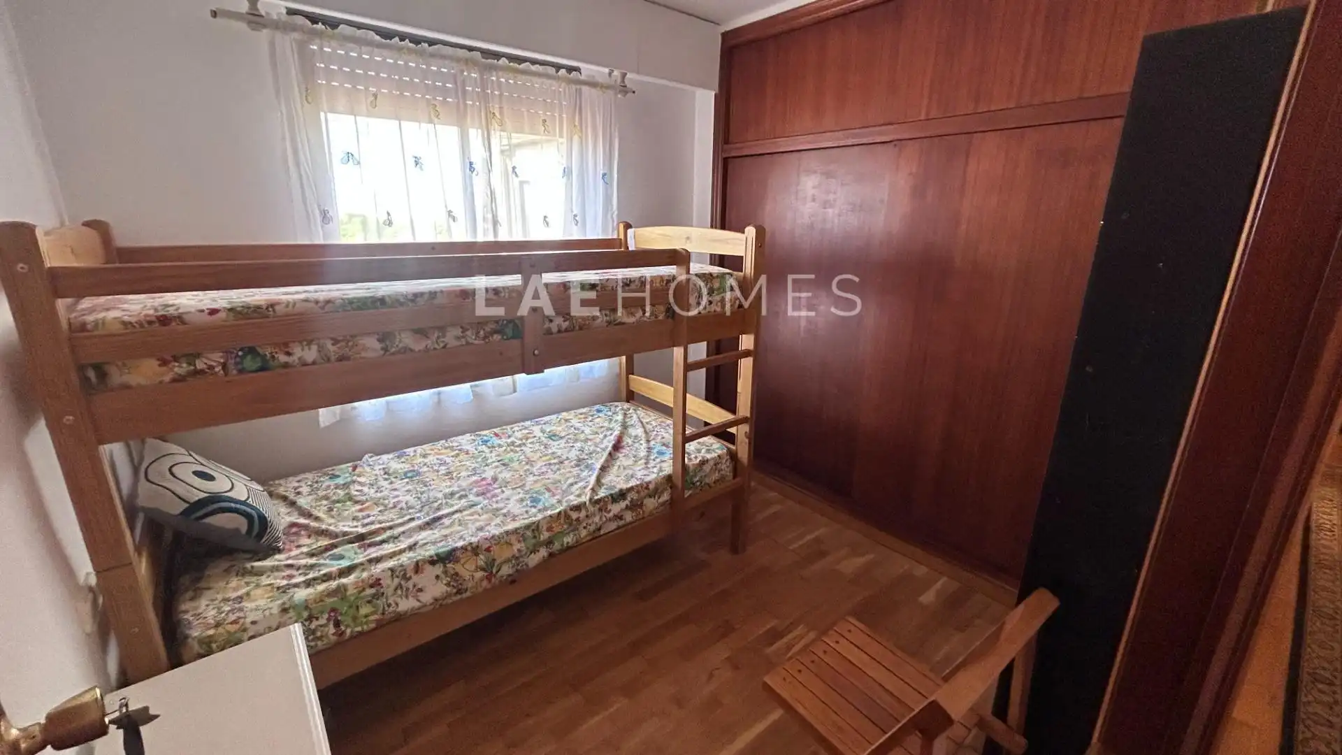 Bedroom of Attic for rent in El Campello  with Air Conditioner, Parquet flooring and Furnished