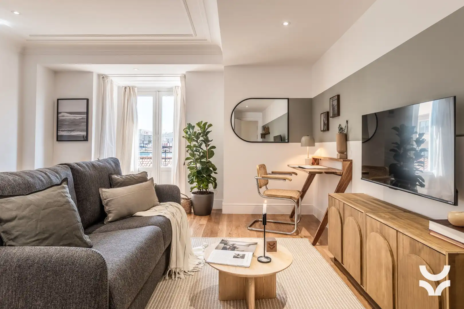 Living room of Apartments for rent in Madrid  with Air Conditioner, Heating and Furnished