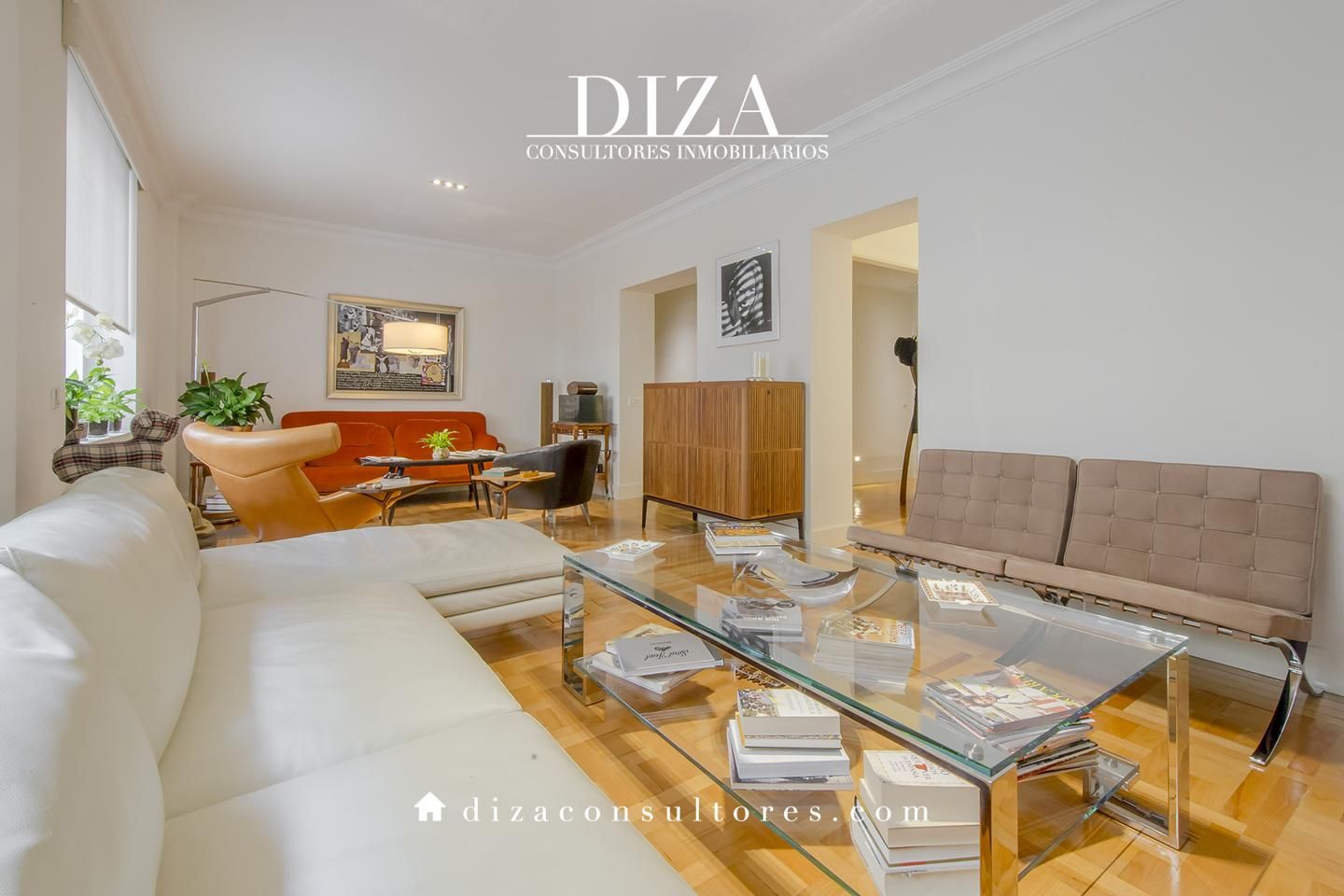 Living room of Flat for sale in  Madrid Capital  with Air Conditioner and Heating