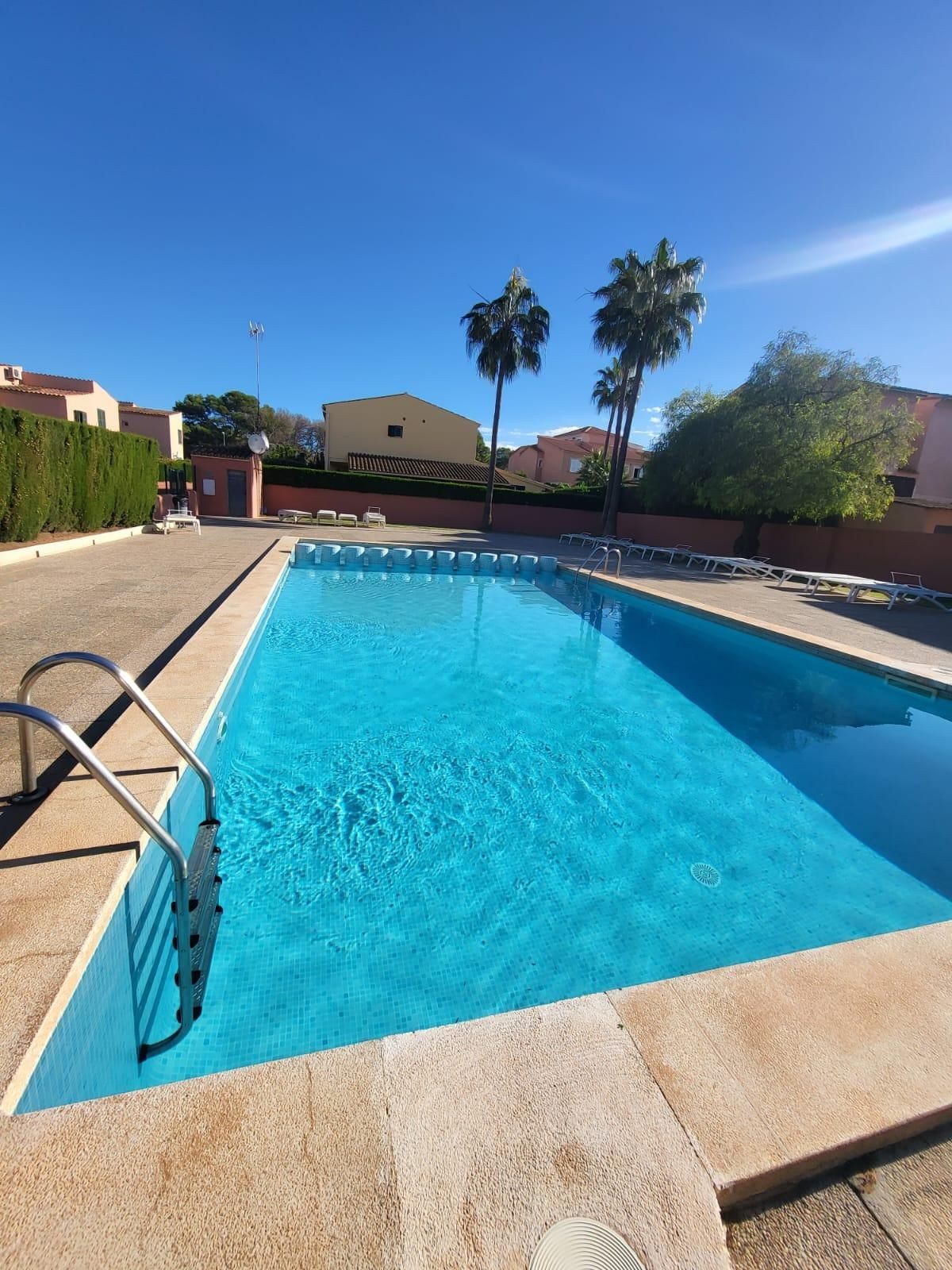 Piscina de Casa adosada en venda en Llucmajor amb Calefacció, Jardí privat i Terrassa
