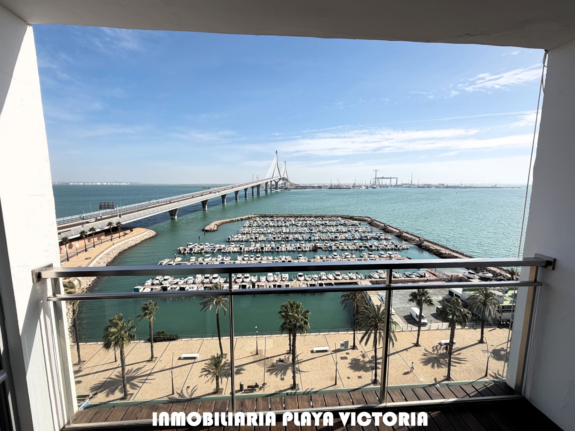 Terrace of Flat to rent in  Cádiz Capital  with Air Conditioner, Furnished and Balcony