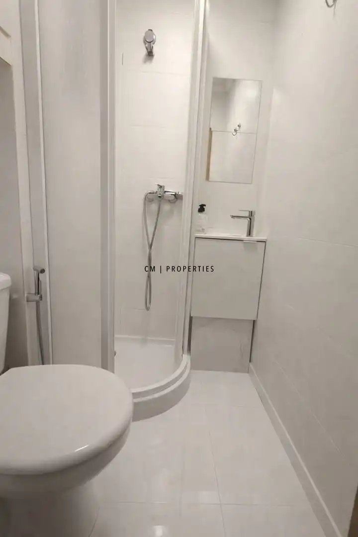 Baño de Piso en venta en Valencia con Aire acondicionado, Calefacción y Horno