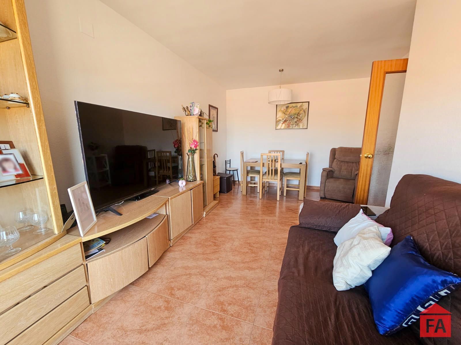 Living room of Flat for sale in El Vendrell  with Air Conditioner, Terrace and Balcony