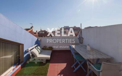 Vista exterior de Àtic en venda en El Prat de Llobregat amb Aire condicionat i Terrassa