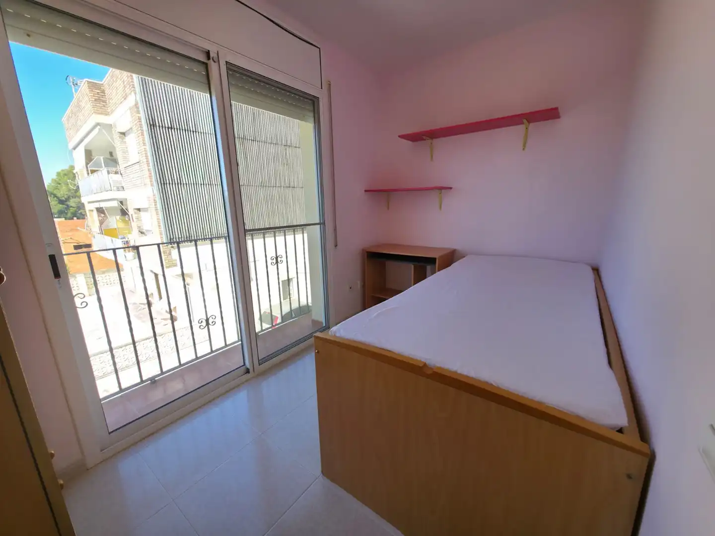 Schlafzimmer von Einfamilien-Reihenhaus zum Verkauf in Alcanar mit Klimaanlage, Terrasse und Abstellraum