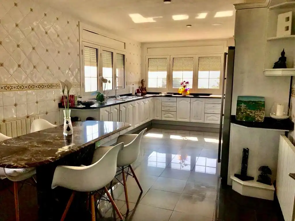 Cuina de Casa o xalet en venda en Marianao