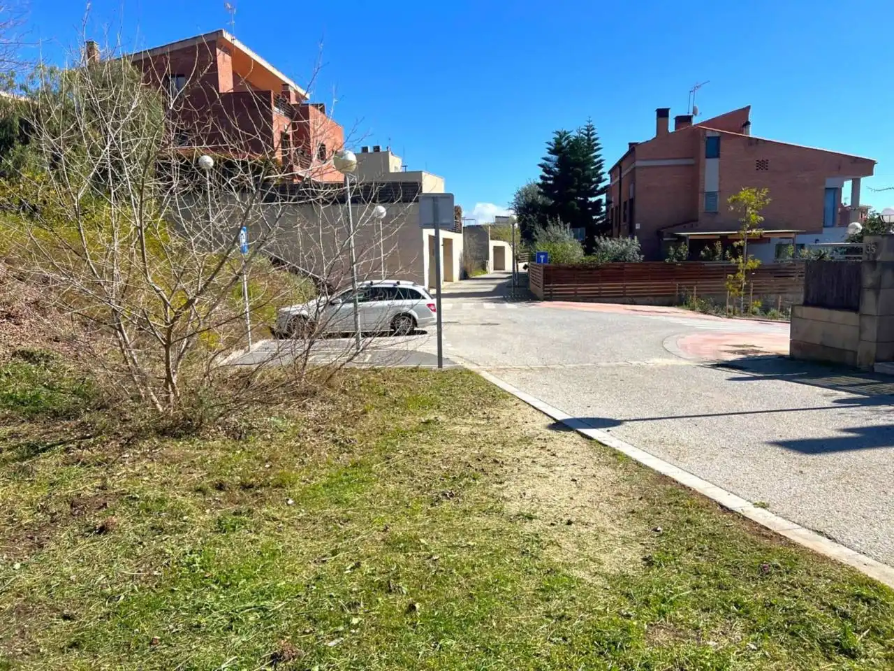 Außenansicht von Residential zum Verkauf in Tiana