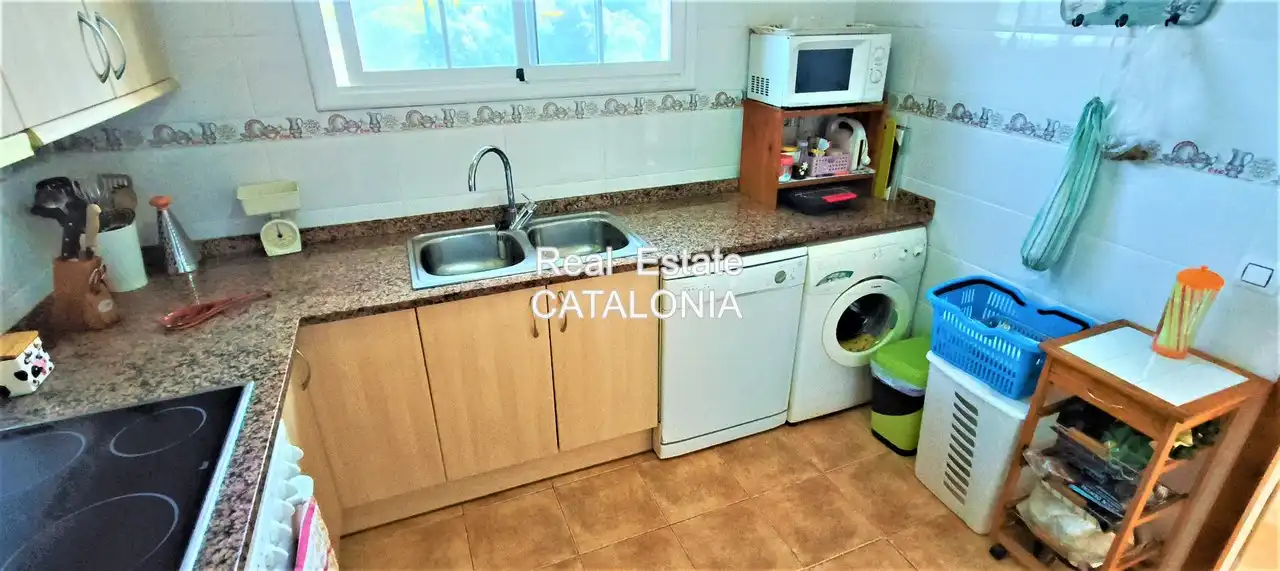 Küche von Haus oder Chalet zum Verkauf in Lloret de Mar mit Heizung, Privatgarten und Terrasse