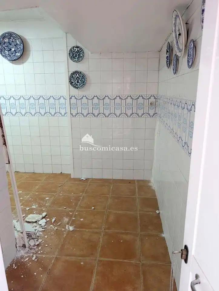 Bany de Casa adosada en venda en Jaén amb Aire condicionat, Terrassa i Balcó