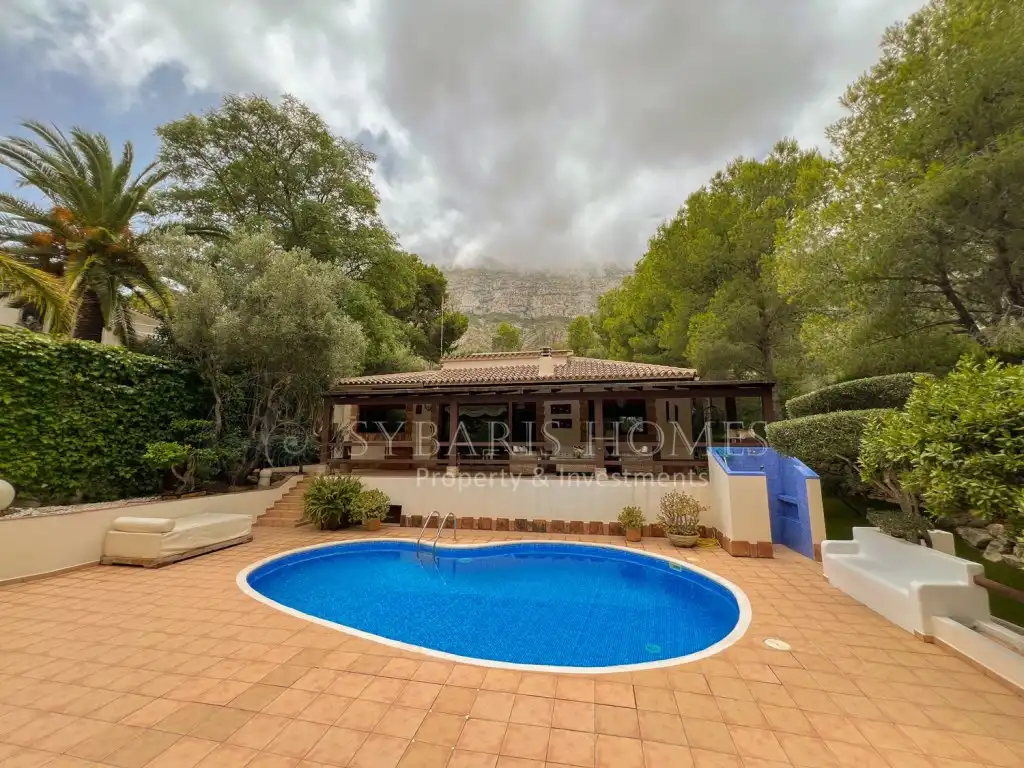 Exterior view of Houses for sale in Dénia  with Air Conditioner, Private garden and Terrace