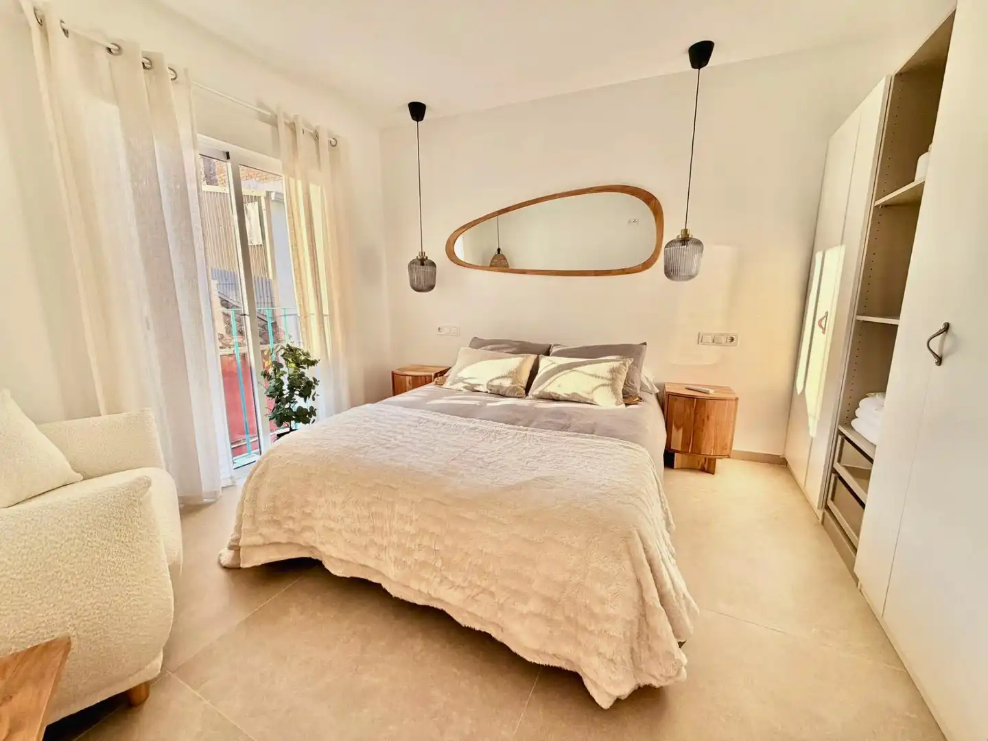 Dormitori de Casa o xalet en venda en Manuel amb Aire condicionat, Piscina i Moblat