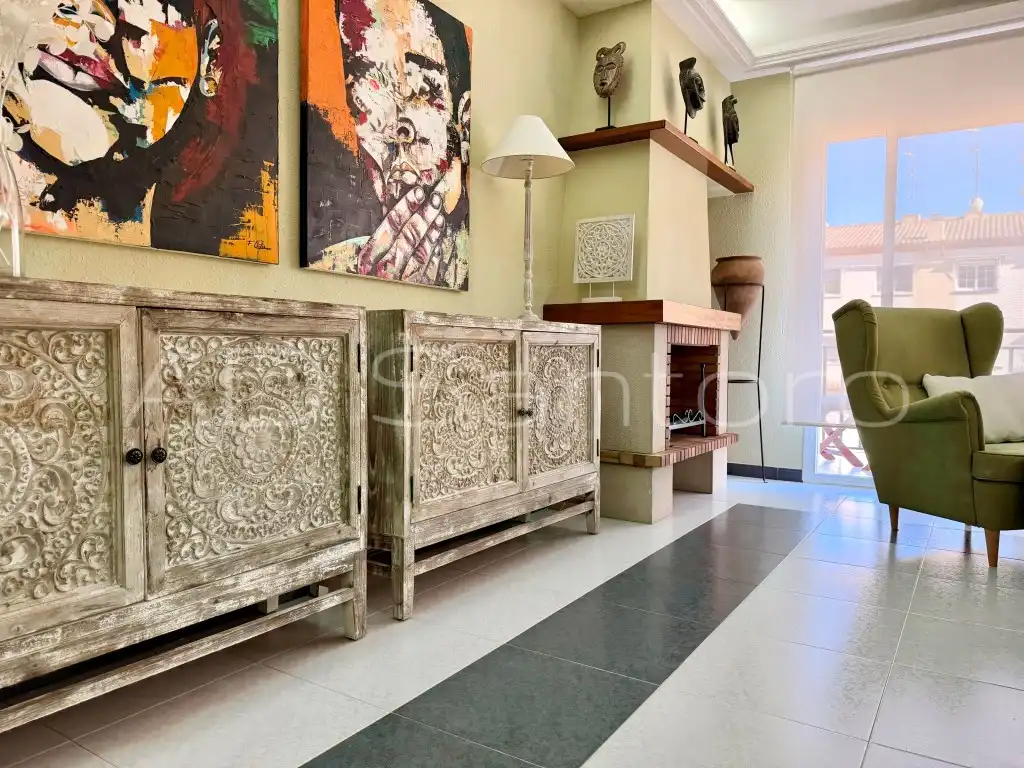 Vista exterior de Casa adosada en venta en Vilanova i la Geltrú