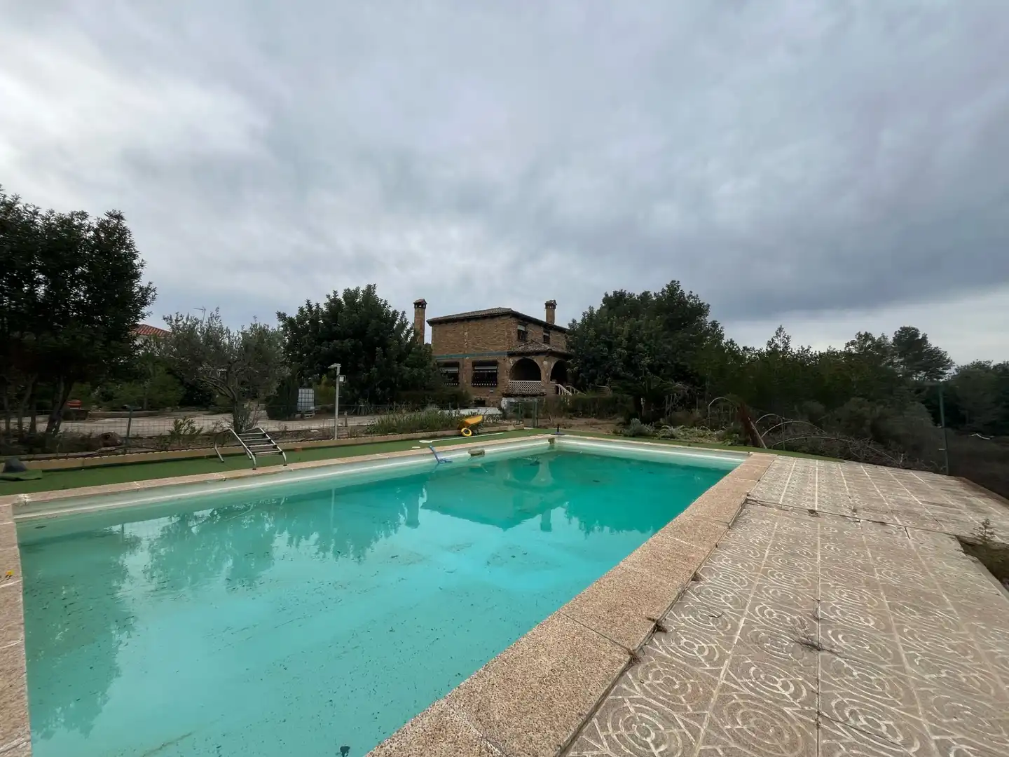 Piscina de Casa o chalet en venta en Macastre con Aire acondicionado, Jardín privado y Terraza
