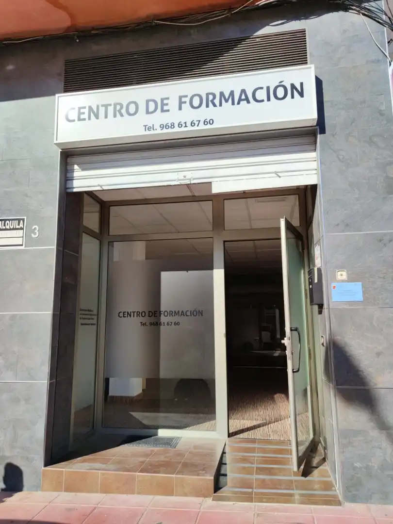 Commercial properties for rent in Calle ASOCIACION, 39, Fátima - El Panderón