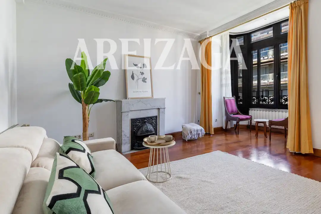 Sala de estar de Piso en venta en Gros