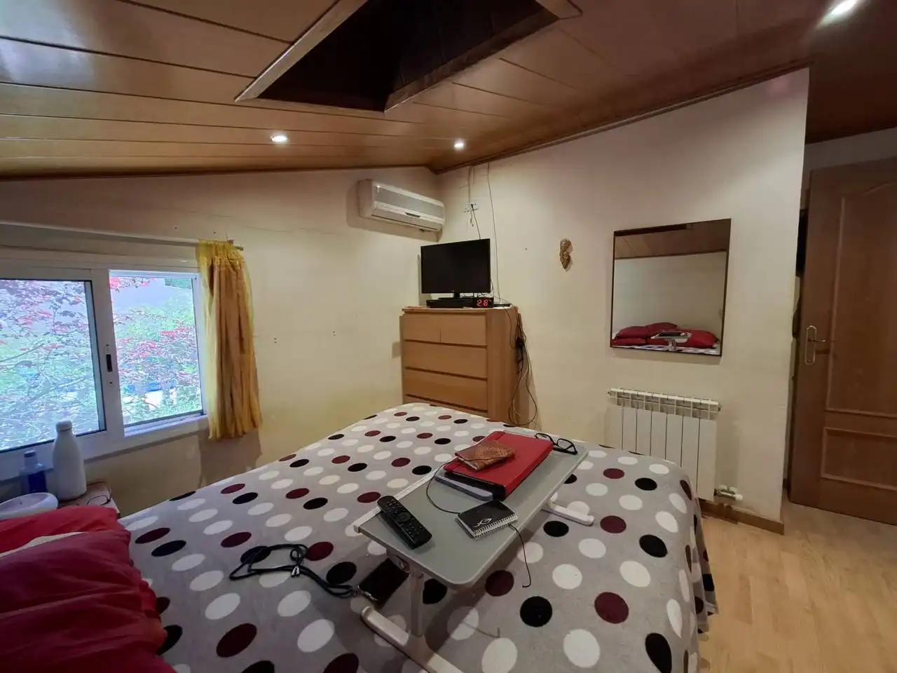 Dormitori de Casa o xalet en venda en Rubí amb Aire condicionat, Calefacció i Jardí privat