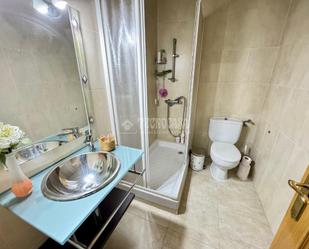 Bathroom of Flat for sale in Pinto