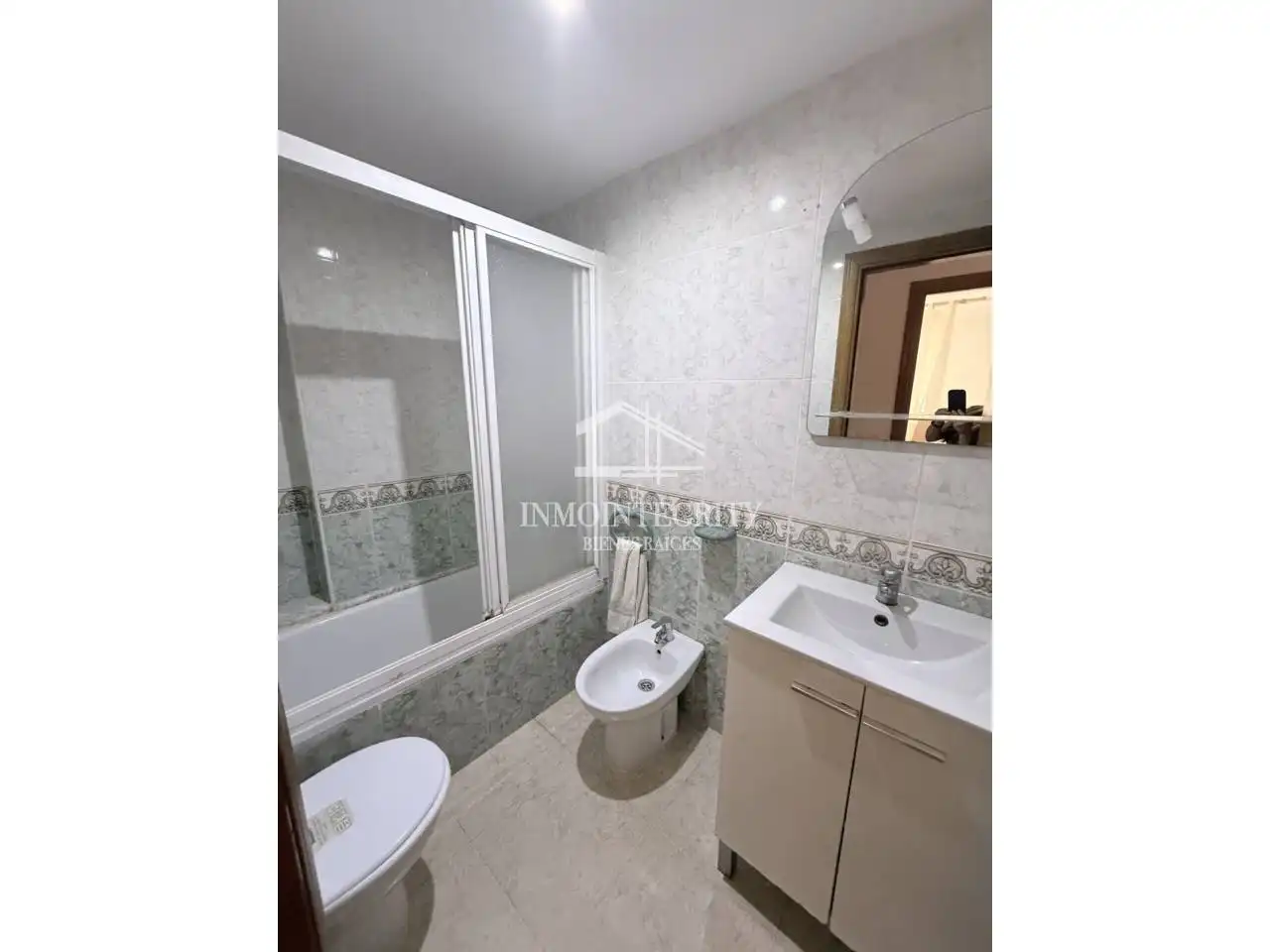 Vista exterior de Apartament en venda en Oropesa del Mar / Orpesa amb Aire condicionat, Terrassa i Moblat
