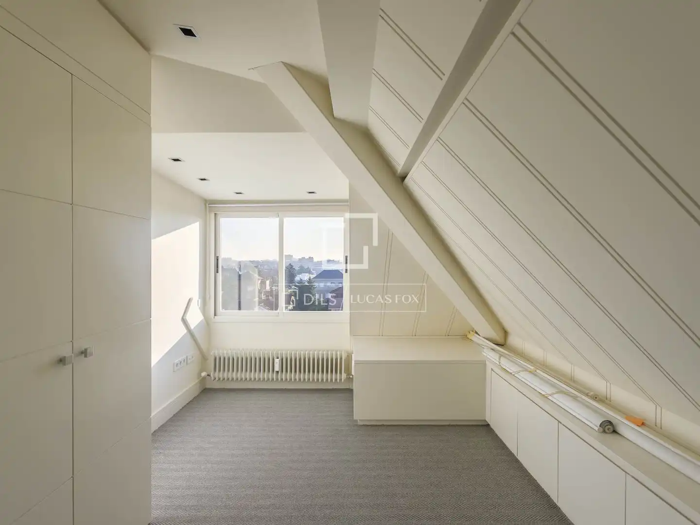 Bedroom of Attic for rent in Madrid  with Air Conditioner, Heating and Private garden