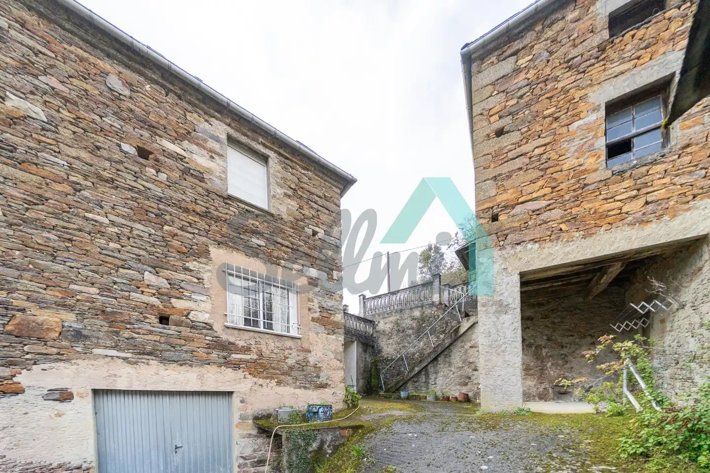 Vista exterior de Casa o chalet en venta en Illano con Calefacción, Jardín privado y Parquet