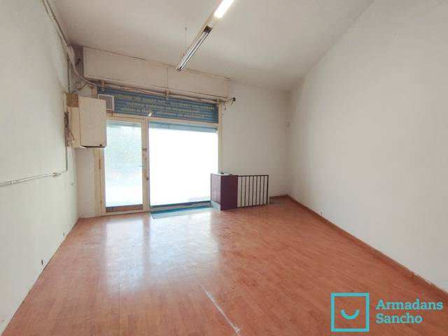Local comercial en Alquiler en Passatge Peris i Mencheta, 5 en La Font d'en Fargues