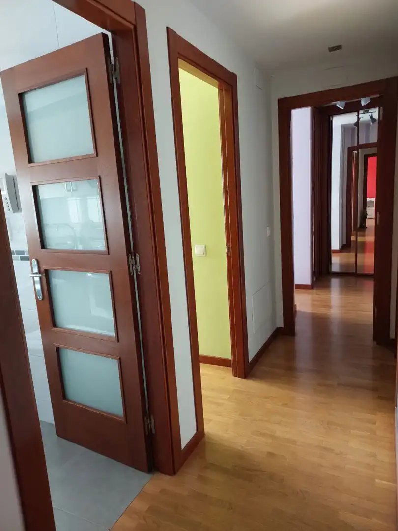 Piso de alquiler en Gijón  con Calefacción, Jardín privado y Parquet