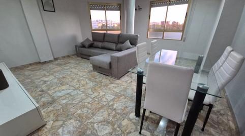 Photo 3 of Flat to rent in Sector V, Alicante