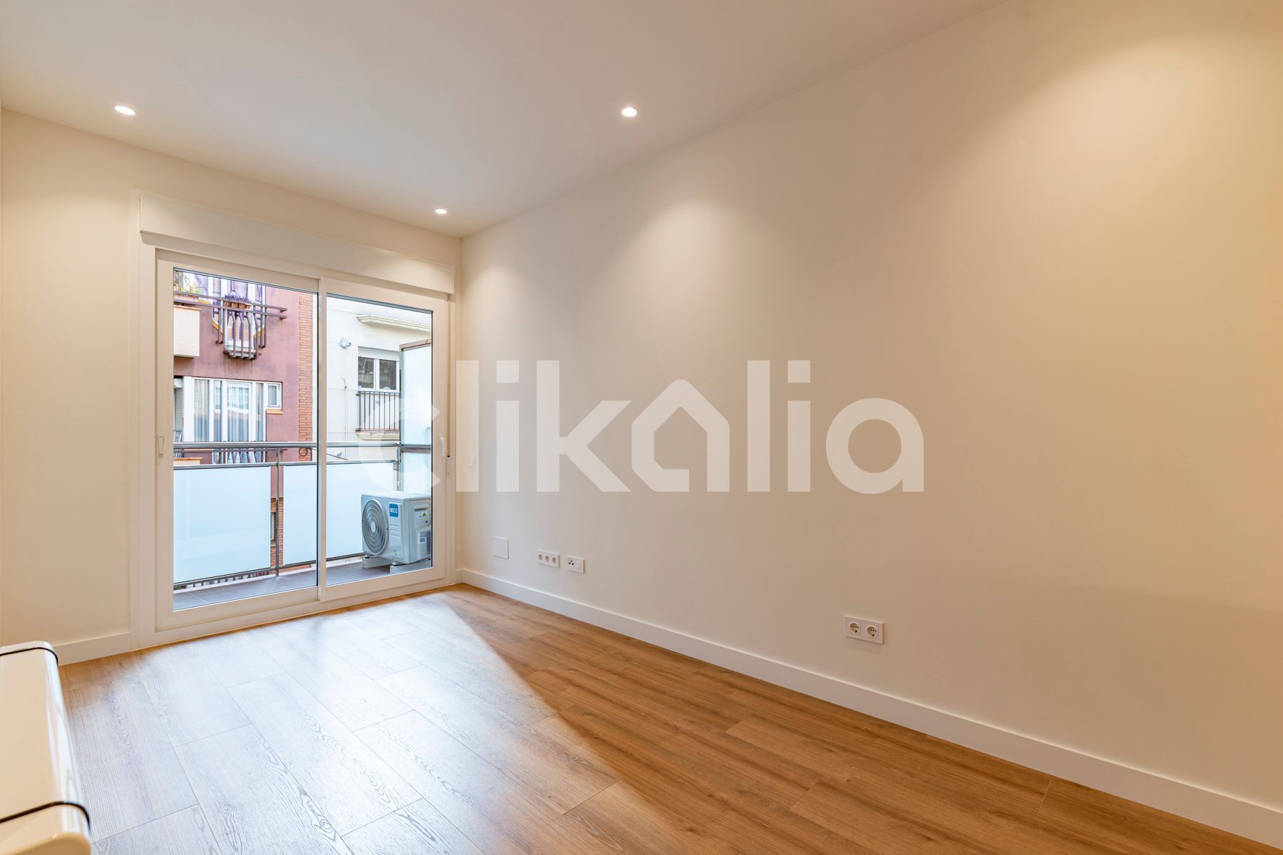 Dormitori de Pis en venda en  Barcelona Capital amb Aire condicionat, Calefacció i Terrassa