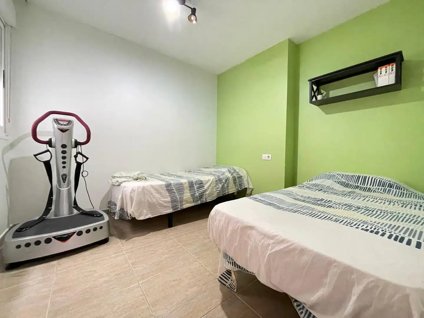 Dormitori de Apartament en venda en Moncofa amb Aire condicionat, Terrassa i Moblat
