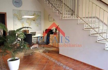 Foto 3 de Casa o xalet en venda a Centro, Utrera