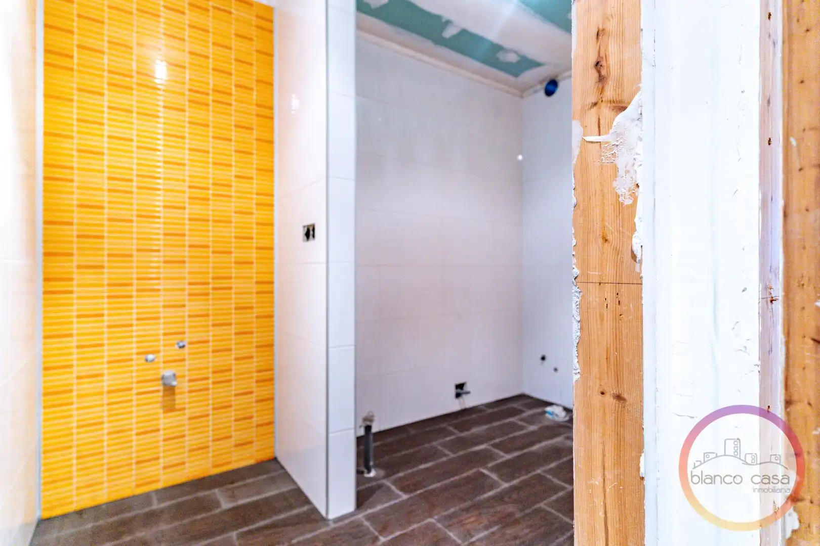 Piso con ascensor en venta en Carballo, imagen 16