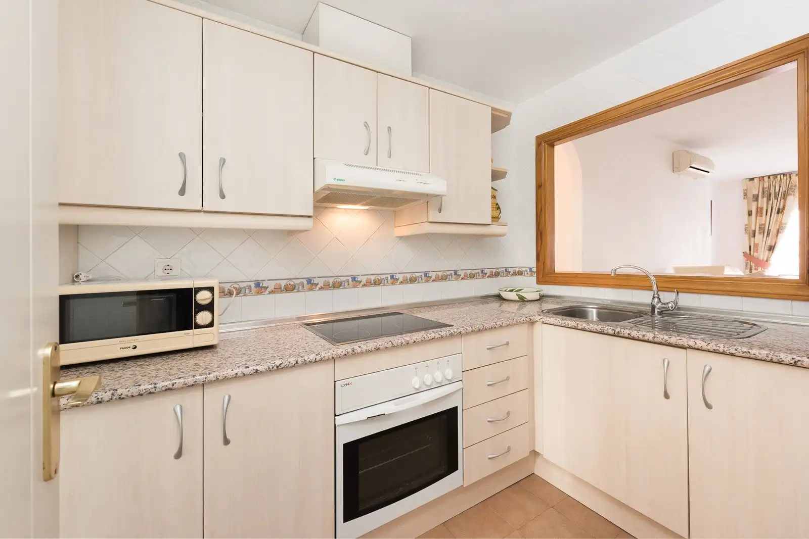 Cocina de Apartamento en venta en Mijas con Aire acondicionado, Terraza y Trastero