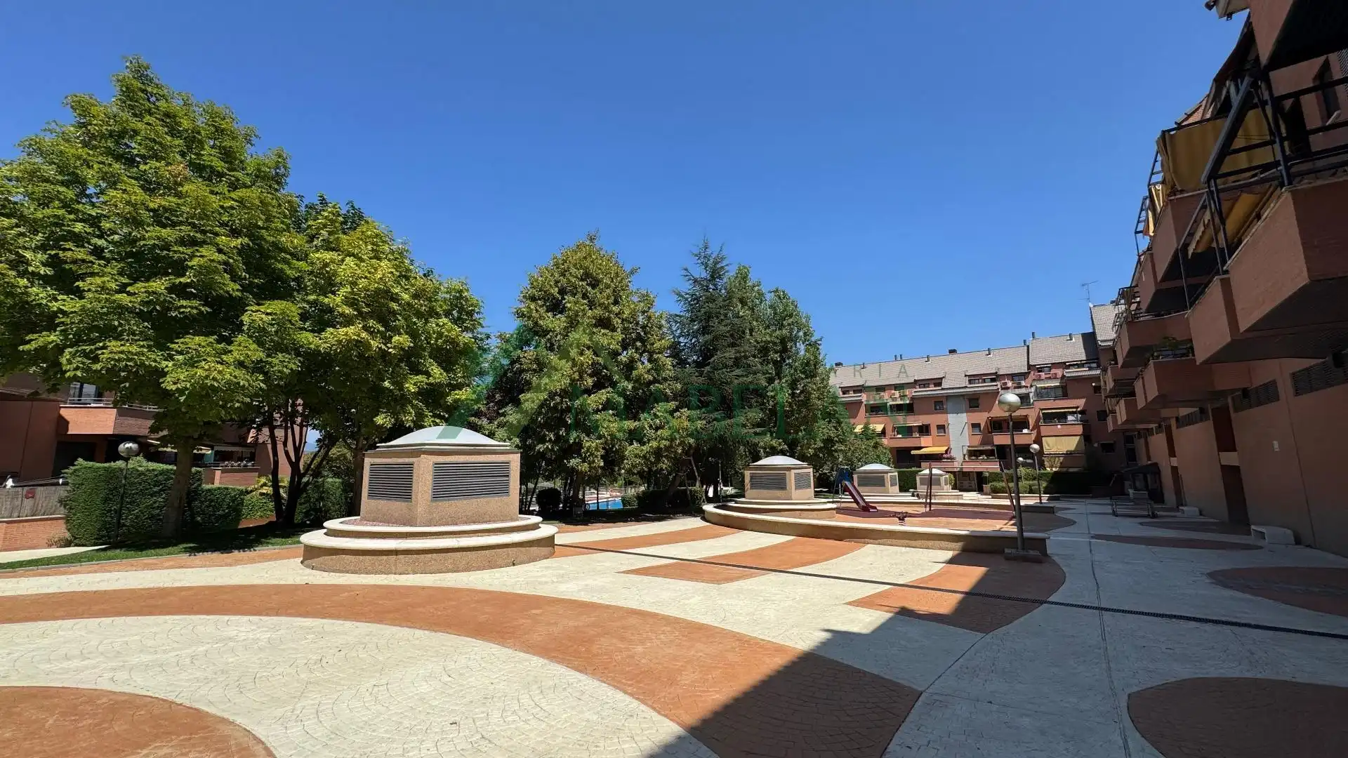 Terraza de Piso de alquiler en Las Rozas de Madrid con Calefacción, Parquet y Piscina comunitaria