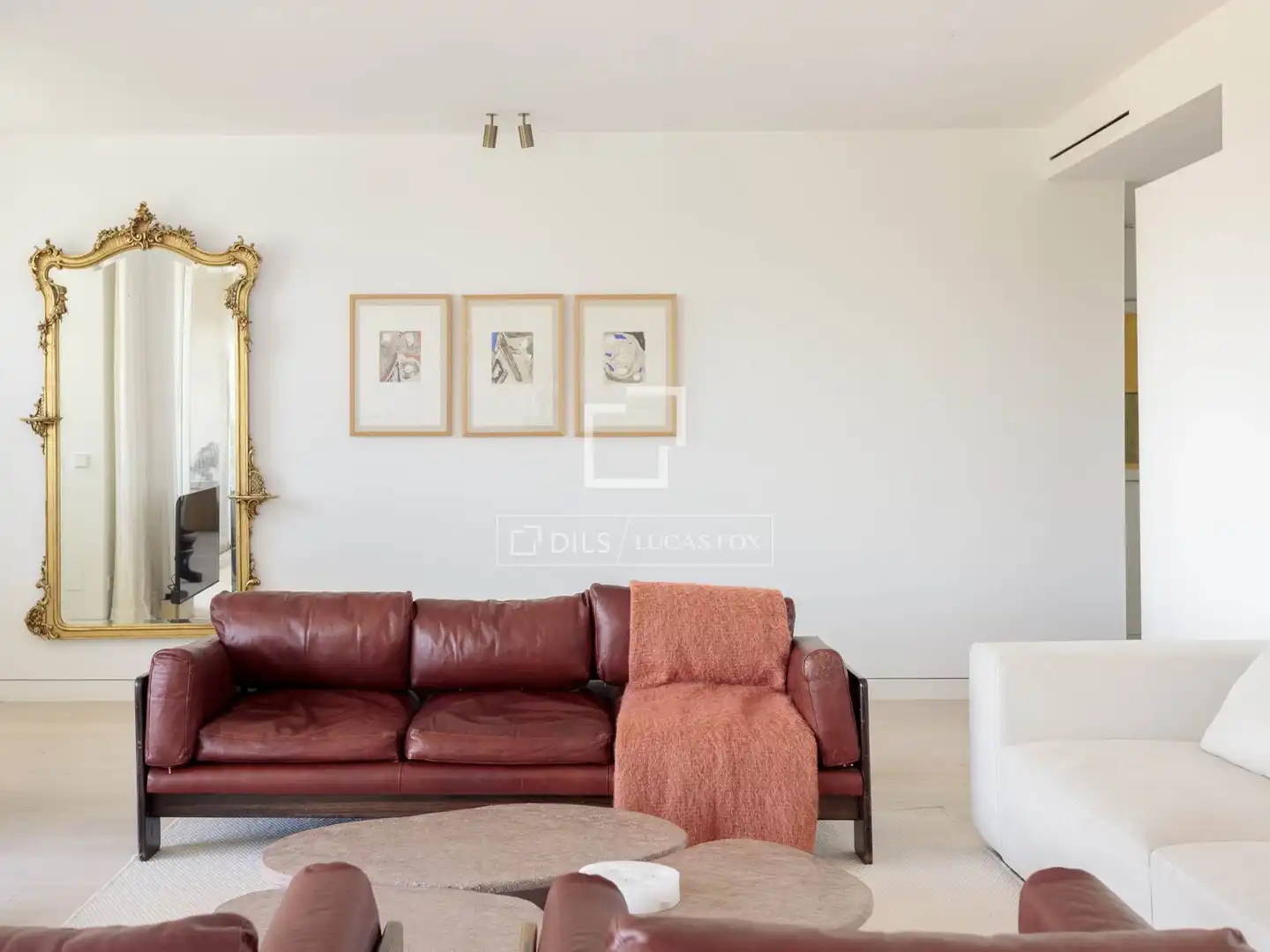 Living room of Flat for rent in Madrid  with Air Conditioner, Heating and Private garden