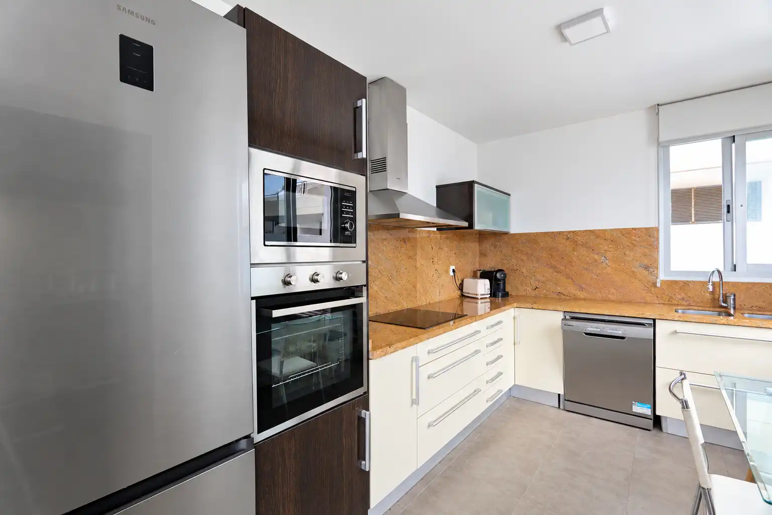 Chalet con terraza en venta en Calle de la Serra Mariola, imagen 13