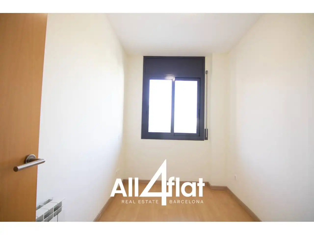 Piso de alquiler en Barcelona con Parquet, Terraza y Amueblado