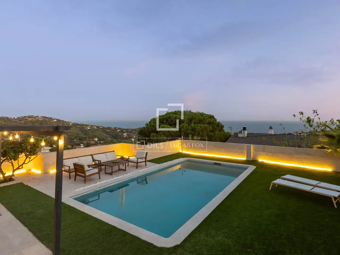 Detached house with pool for sale in Alella, imagen 5