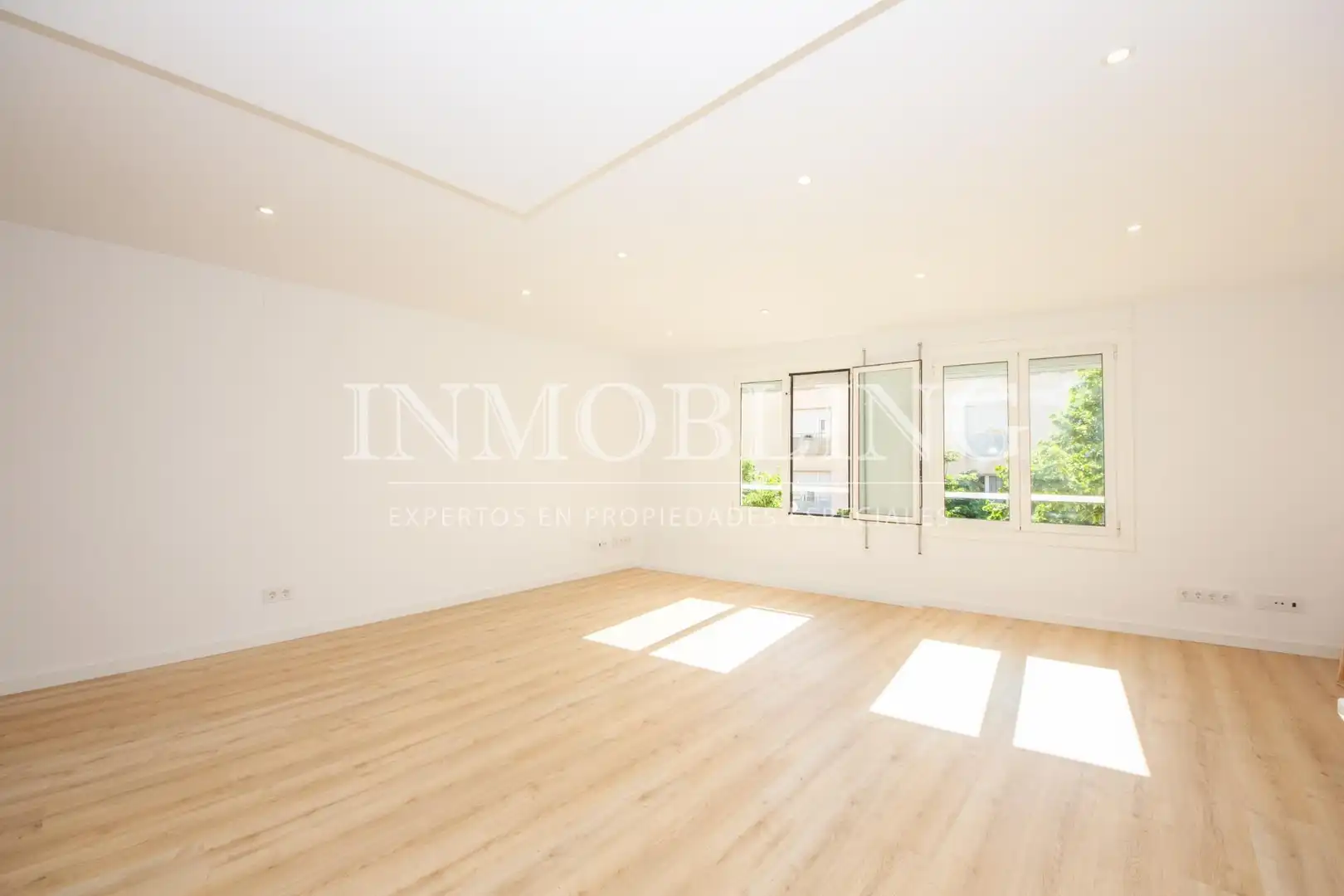 Habitación de Piso de alquiler en Mataró con Aire acondicionado y Parquet