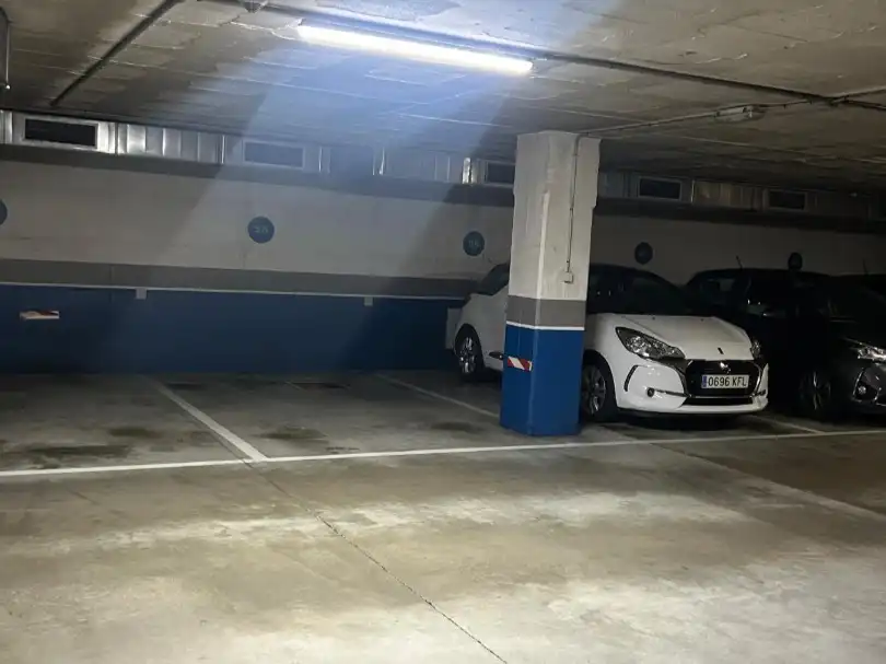 Aparcament de Pis en venda en Centro Urbano