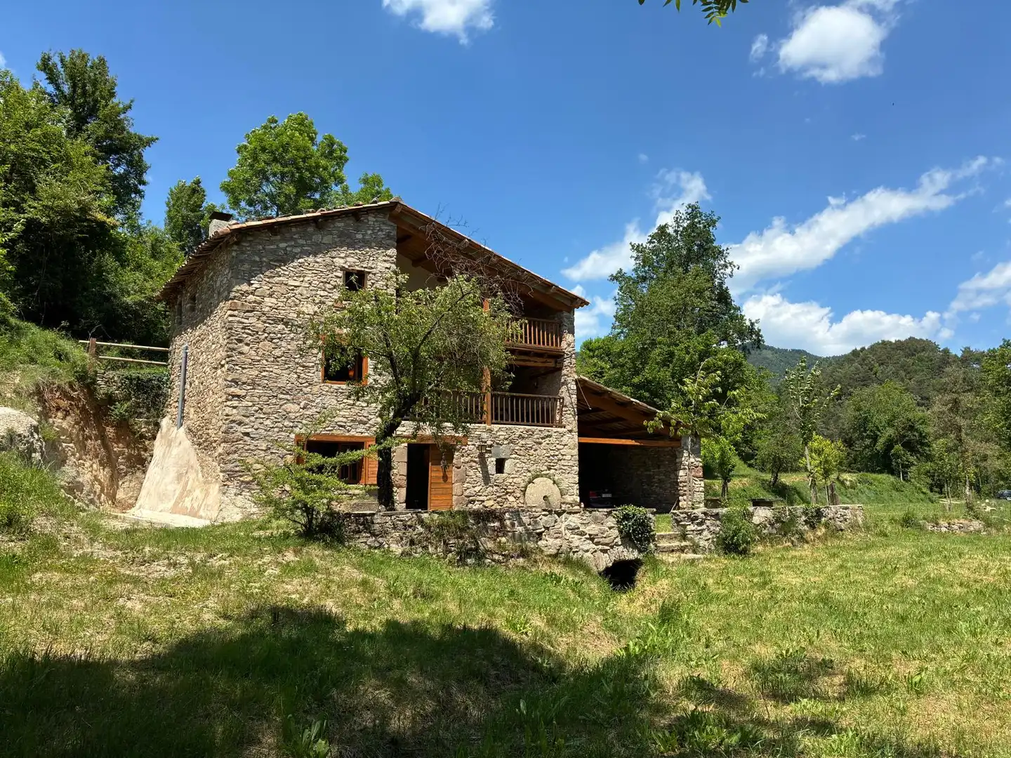 Vista exterior de Finca rústica en venda en Borredà amb Jardí privat, Terrassa i Traster
